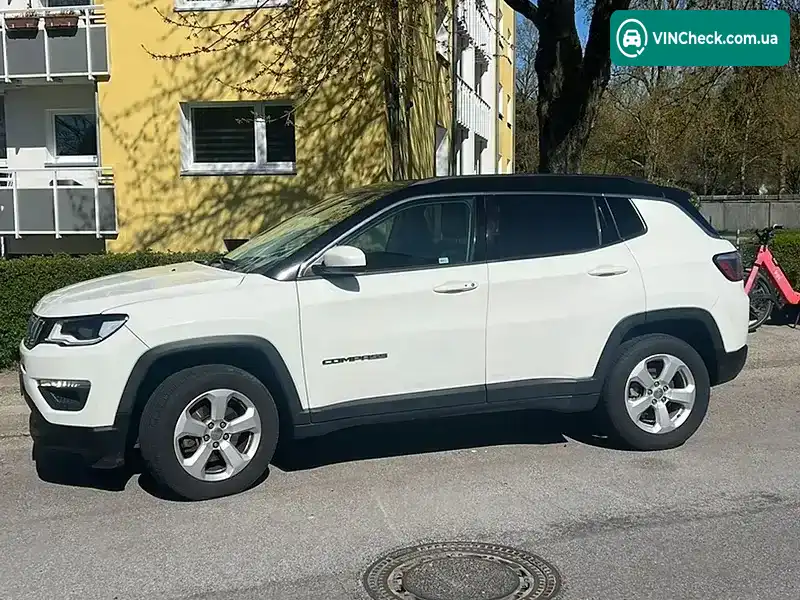 Jeep Compass 2017, фото з оголошення 2 з 14, VIN 3C4NJDBB5JT223583