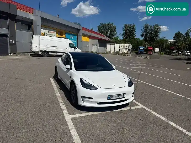 Tesla Model 3 2021, фото з оголошення 2 з 17, VIN 5YJ3E1EB6MF995731