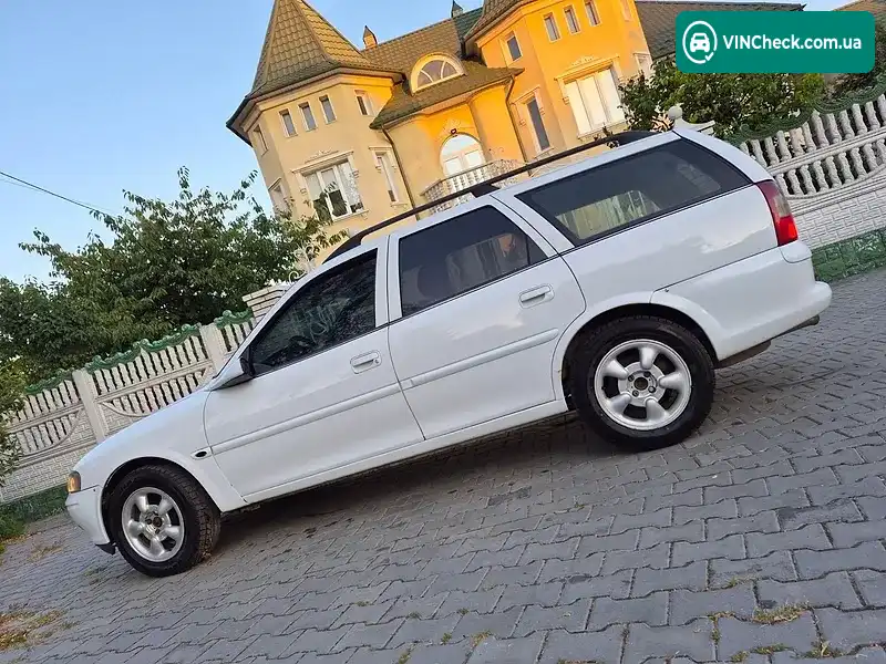 Opel Vectra 1998, фото з оголошення 2 з 20, VIN W0L0JBF35W1192879