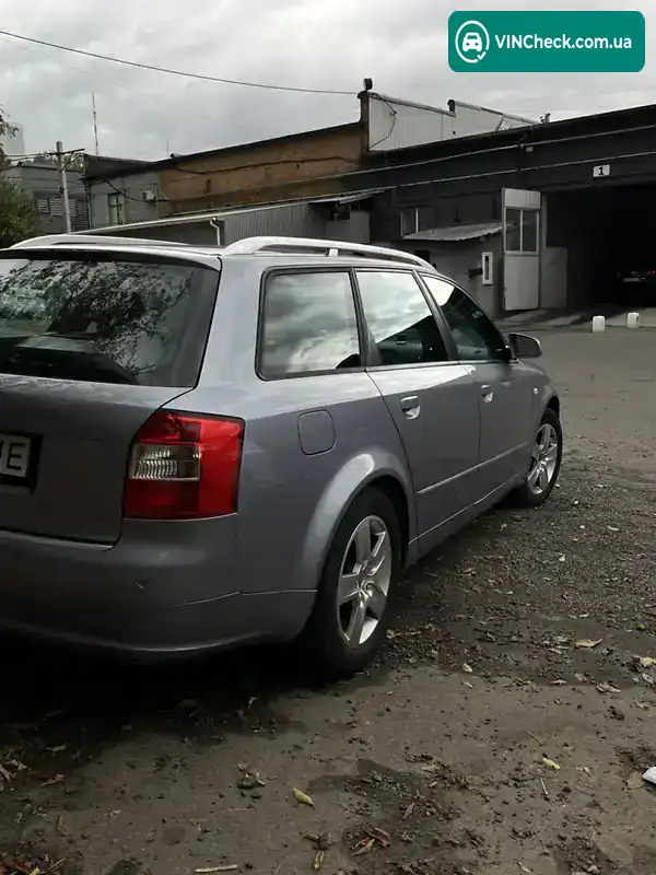 Audi A4 2004, фото з оголошення 1 з 17, VIN WAUZZZ8E95A120038