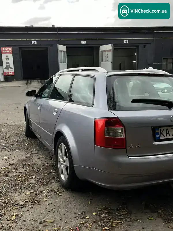 Audi A4 2004, фото з оголошення 2 з 17, VIN WAUZZZ8E95A120038