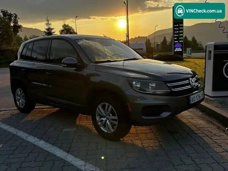 Volkswagen Tiguan 2012, фото з оголошення 2 з 12, VIN WVGAV7AX3CW086542