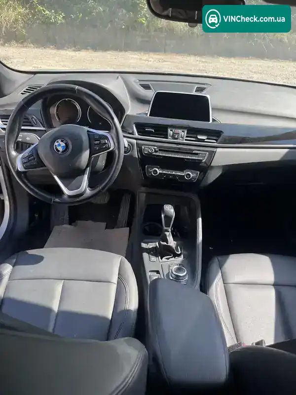 BMW X1 2020, фото з оголошення 2 з 10, VIN 3MW5R7J04L8B24024