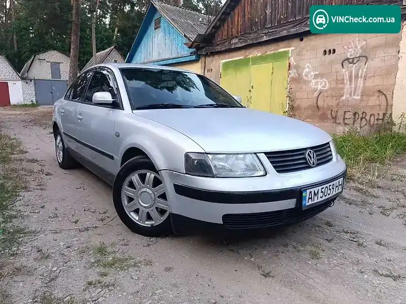 Volkswagen Passat 1998, фото з оголошення 1 з 20, VIN WVWZZZ3BZXE118155