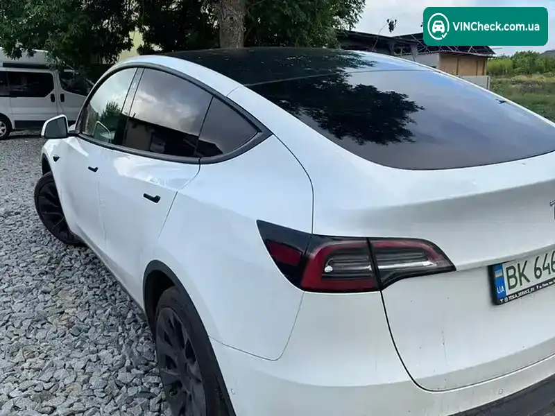 Tesla Model Y 2021, фото з оголошення 1 з 10, VIN 5YJYGDEE2MF252625