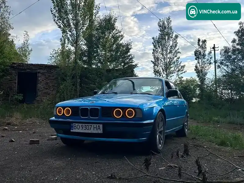 BMW 5 Series 1992, фото з оголошення 1 з 11, VIN WBAHB51010BD70774