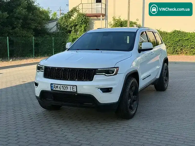 Jeep Grand Cherokee 2017, фото з оголошення 1 з 20, VIN 1C4RJFAG4JC163026