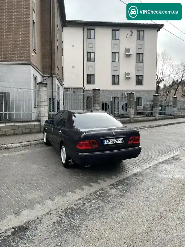 Mercedes-Benz E-Class 1996, фото з оголошення 2 з 18, VIN WDB2100171A153042