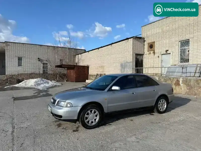 Audi A4 1997, фото з оголошення 2 з 6, VIN WAUZZZ8DZVA167392