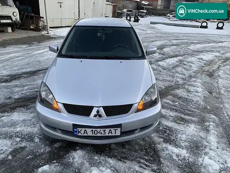Mitsubishi Lancer 2006, фото з оголошення 2 з 18, VIN JMBSNCS9A7U000585