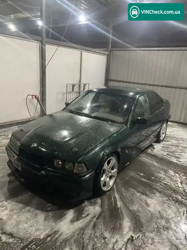 BMW 3 Series 1993, фото з оголошення 1 з 11, VIN WBACB11080FC69291
