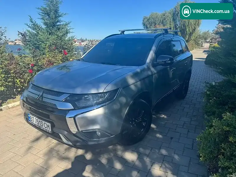 Mitsubishi Outlander 2018, фото з оголошення 1 з 16, VIN JA4AZ3A32KZ026807