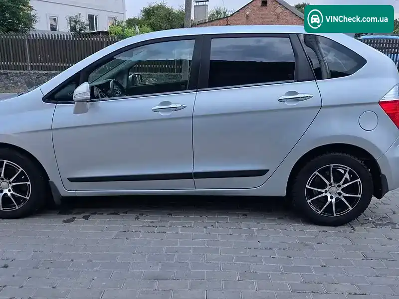 Honda FR-V 2005, фото з оголошення 2 з 11, VIN JHMBE17205S200812