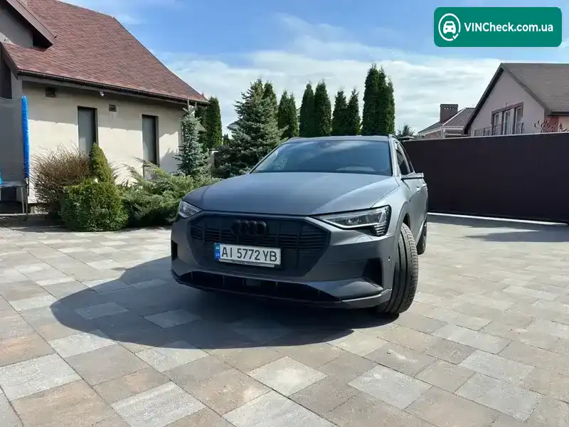 Audi e-tron 2019, фото з оголошення 2 з 21, VIN WAUZZZGE5KB003158