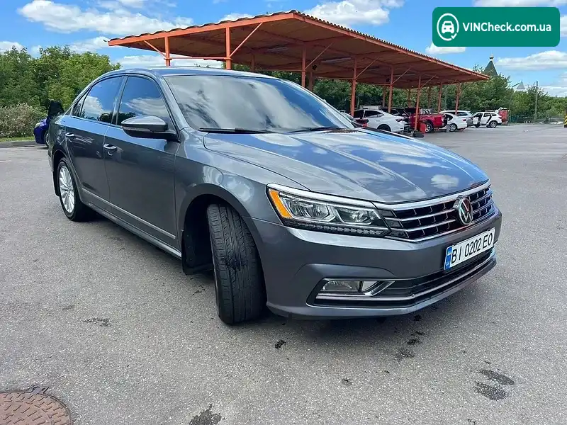 Volkswagen Passat 2016, фото з оголошення 2 з 16, VIN 1VWBT7A33GC066243