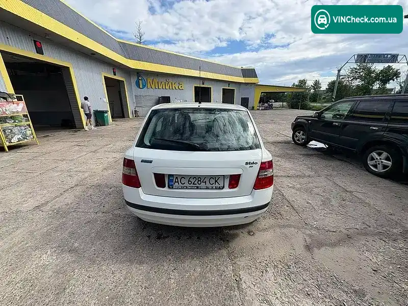 Fiat Stilo 2002, фото з оголошення 2 з 12, VIN ZFA19200000162190
