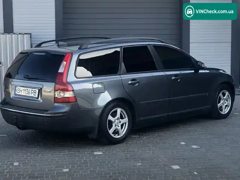 Volvo V50 2006, фото з оголошення 2 з 21, VIN YV1MW765272290392