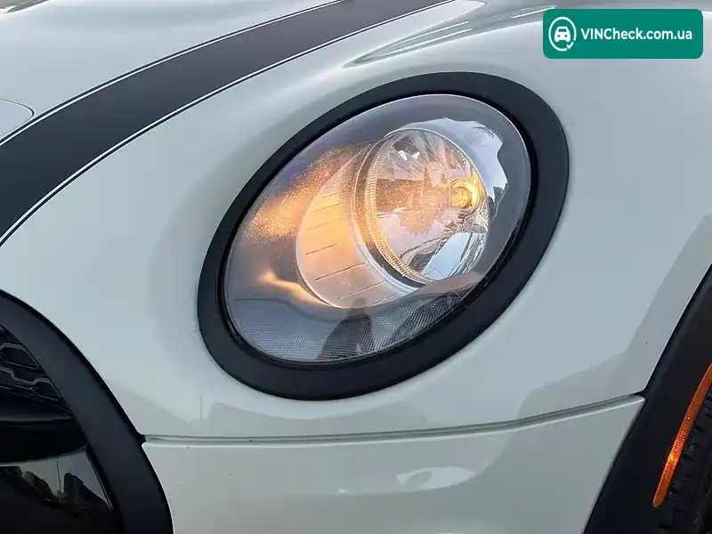 MINI Clubman 2016, фото з оголошення 1 з 20, VIN WMWLN9C53G2E15936