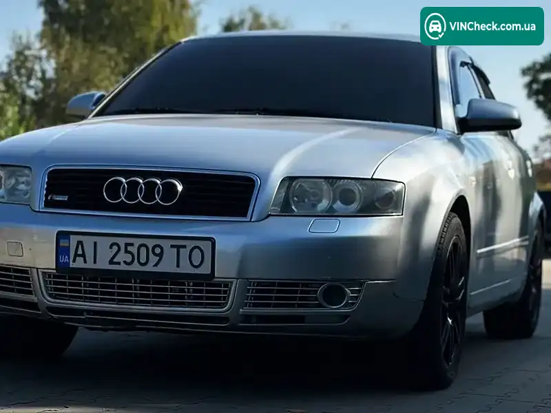 Audi A4 2001, фото з оголошення 1 з 10, VIN WAUZZZ8E62A040272