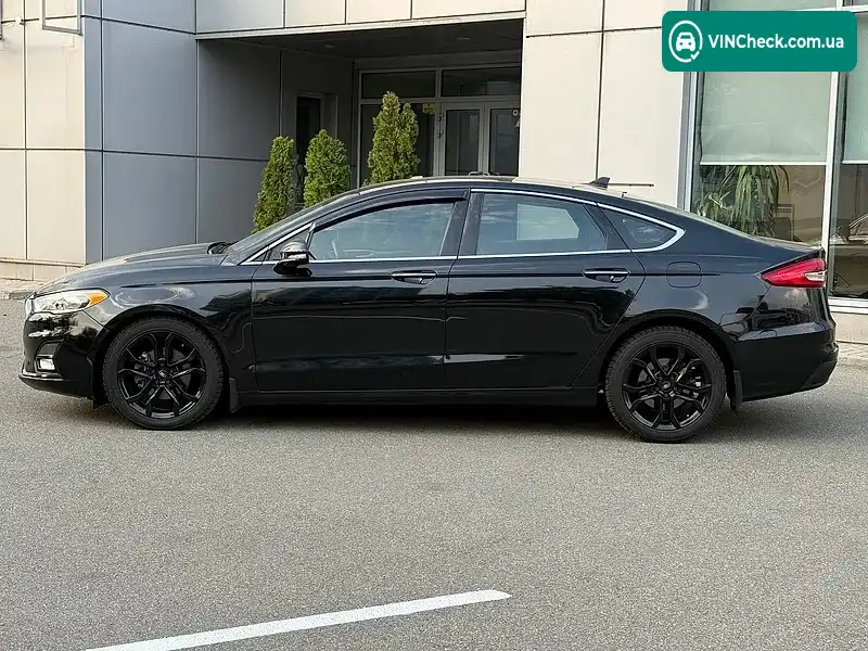 Ford Fusion 2019, фото з оголошення 2 з 20, VIN 3FA6P0CD1KR176388