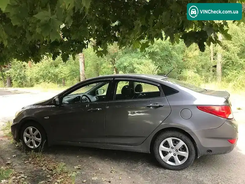 Hyundai Accent 2012, фото з оголошення 2 з 10, VIN Z94CU41CBCR121298