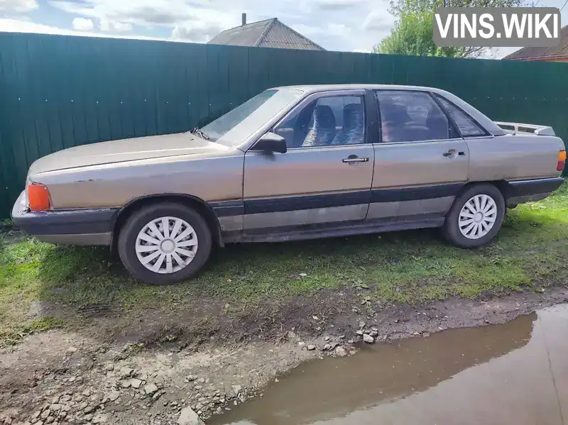 Audi 100 1983, фото з оголошення 2 з 6, VIN WAUZZZ44ZDN125565