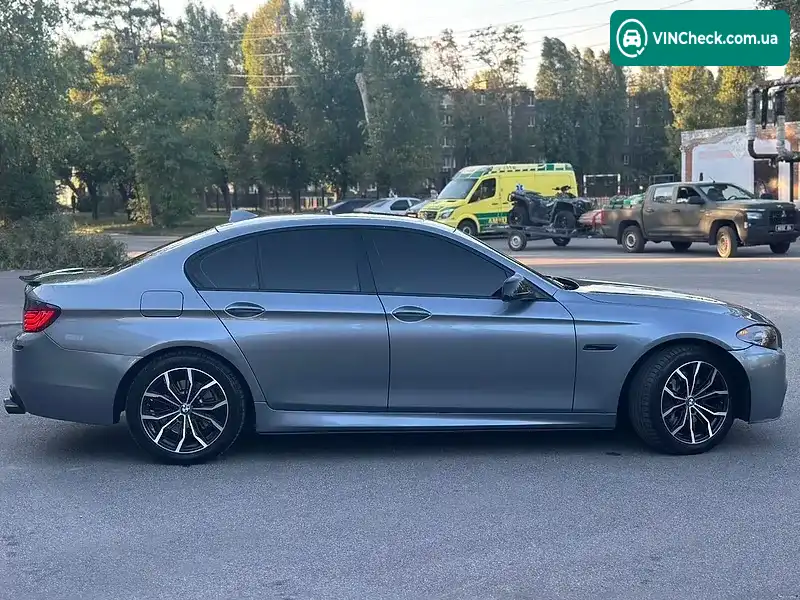BMW 5 Series 2012, фото з оголошення 1 з 14, VIN WBAFU7C57CDU65108