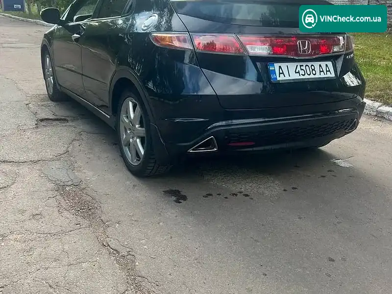 Honda Civic 2006, фото з оголошення 2 з 6, VIN SHHFK28606U023082