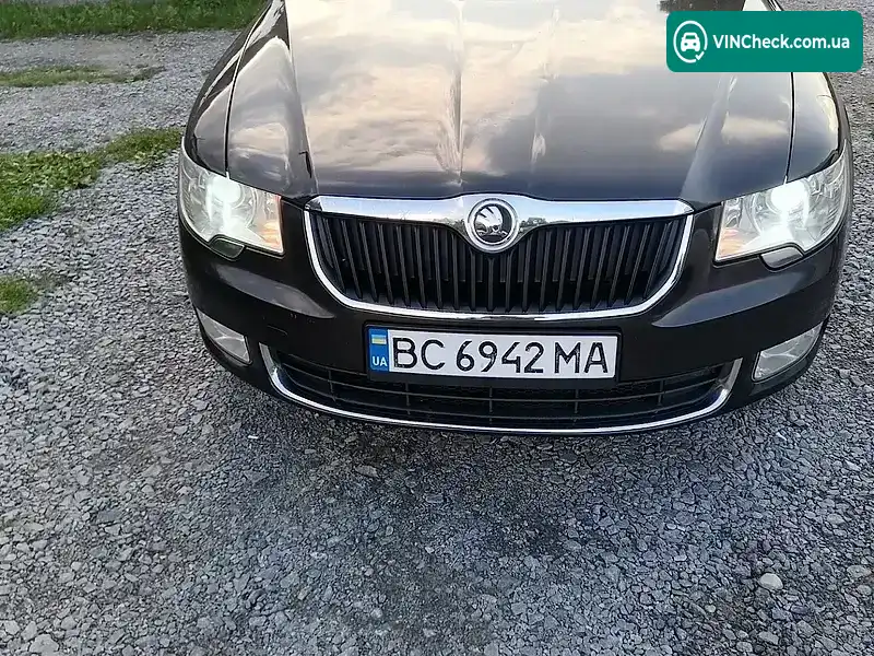 Skoda Superb 2011, фото з оголошення 2 з 14, VIN TMBAF73T6C9014664