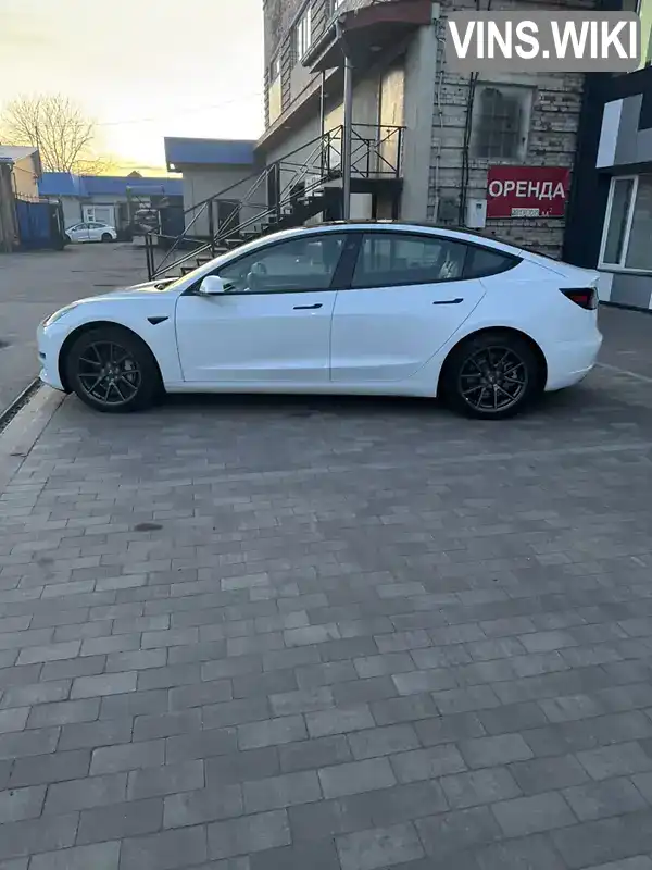 Tesla Model 3 2022, фото з оголошення 2 з 9, VIN 5YJ3E1EA0PF453083
