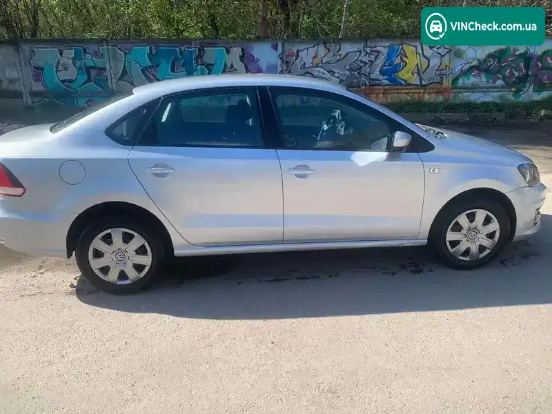 Volkswagen Polo 2018, фото з оголошення 1 з 11, VIN XW8ZZZ61ZJG066522