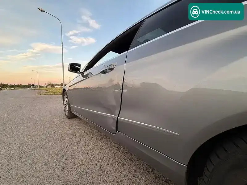 Mercedes-Benz E-Class 2011, фото з оголошення 2 з 5, VIN WDD2073221F126906