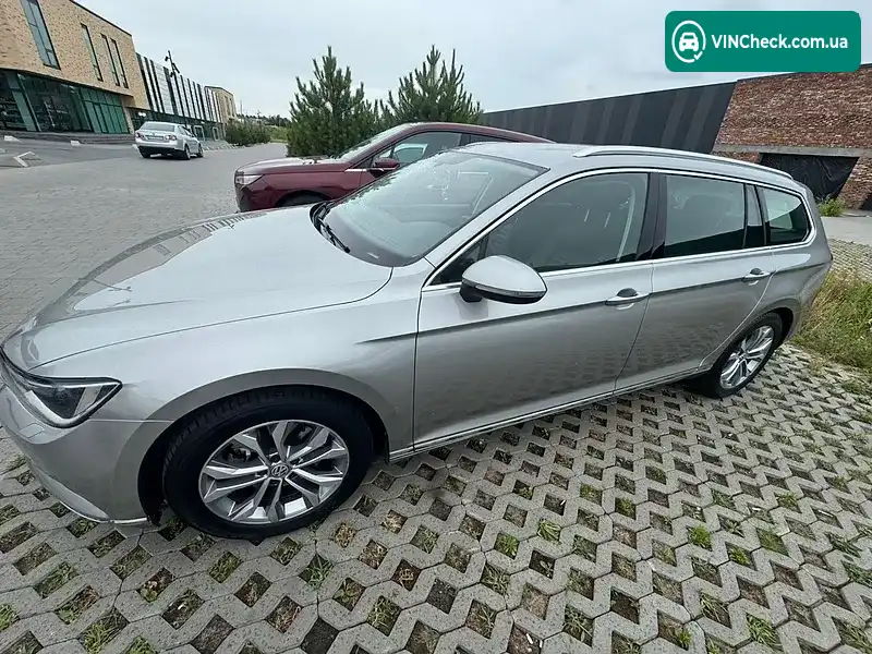 Volkswagen Passat 2015, фото з оголошення 1 з 20, VIN WVWZZZ3CZGE107589