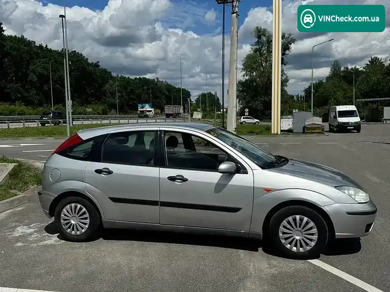 Ford Focus 2002, фото з оголошення 2 з 12, VIN WF0AXXGCDA2T30979