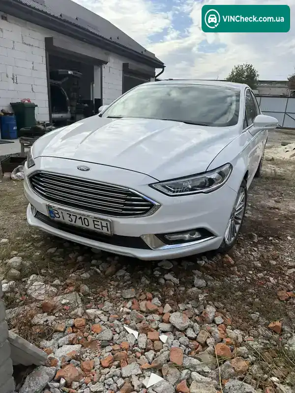 Ford Fusion 2018, фото з оголошення 1 з 8, VIN 3FA6P0RU4JR207218