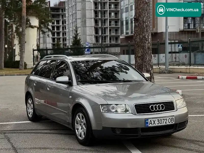 Audi A4 2002, фото з оголошення 1 з 13, VIN WAUZZZ8E83A011714