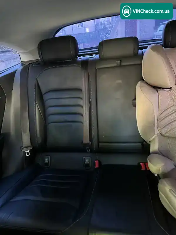 Volkswagen Arteon 2019, фото з оголошення 2 з 15, VIN WVWCR7AN6KE027117