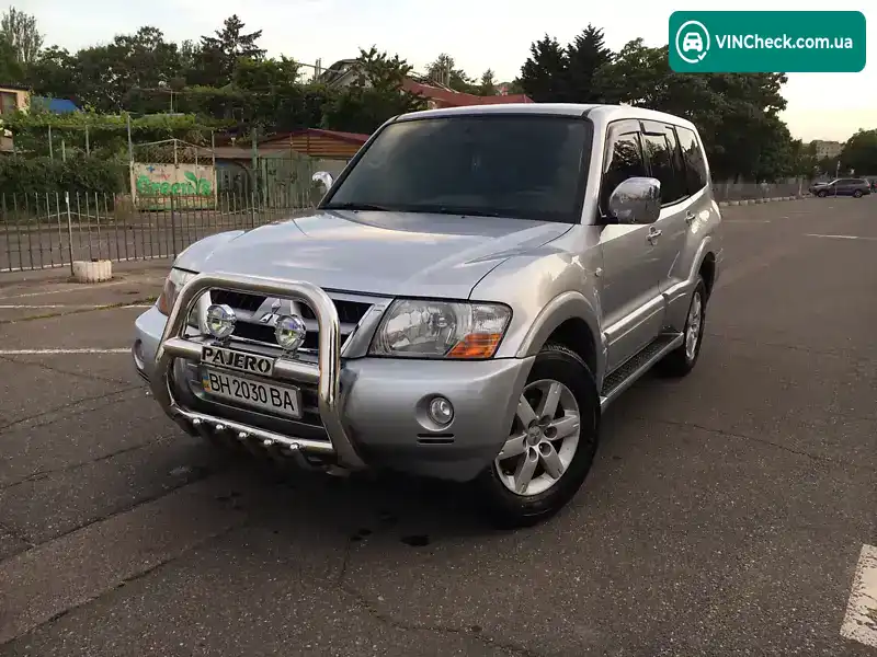 Mitsubishi Pajero 2006, фото з оголошення 1 з 20, VIN JMYLYV78W7J000175