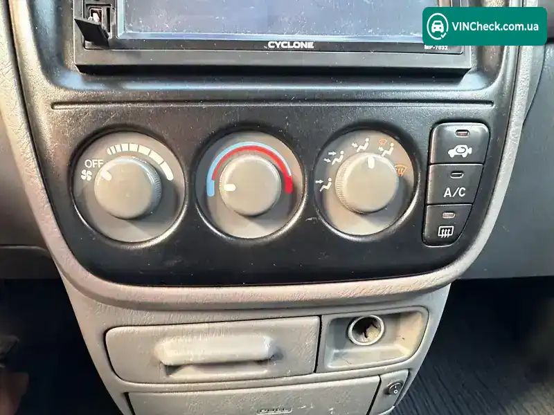 Honda CR-V 2001, фото з оголошення 2 з 15, VIN JHLRD18501C219984