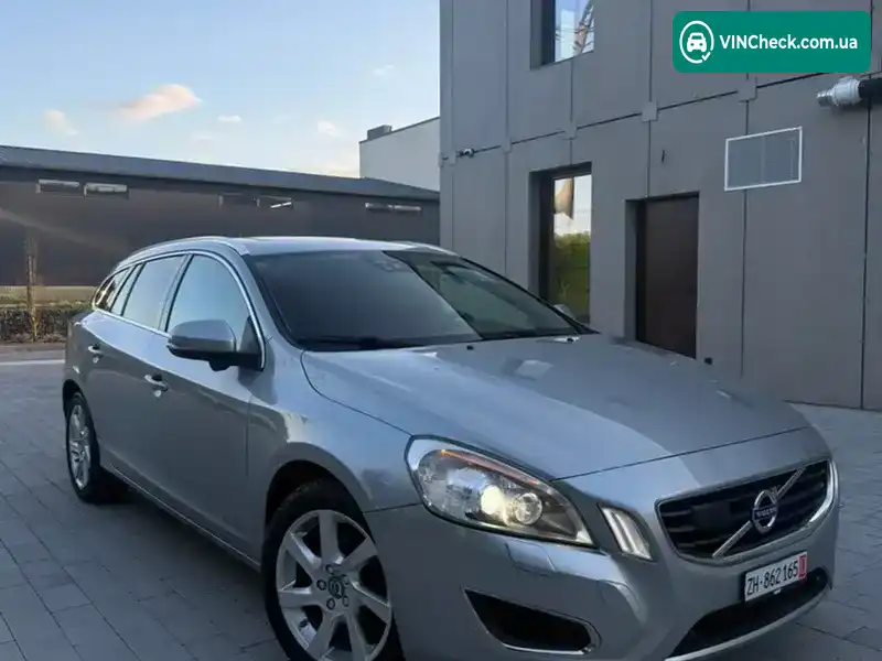 Volvo V60 2013, фото з оголошення 1 з 20, VIN YV1FW8256D1108146