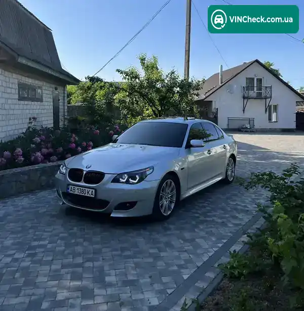BMW 5 Series 2005, фото з оголошення 1 з 13, VIN WBANC71030B829098