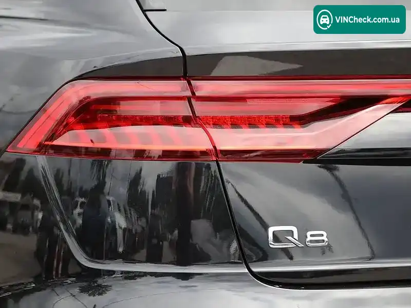 Audi Q8 2021, фото з оголошення 1 з 10, VIN WA1FVAF17MD027657