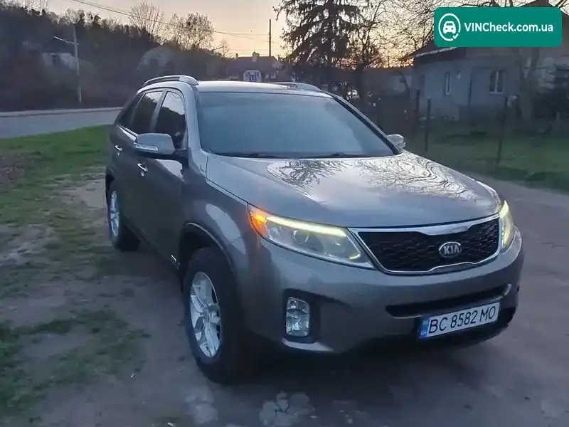 Kia Sorento 2014, фото з оголошення 2 з 14, VIN 5XYKTCA69FG646628