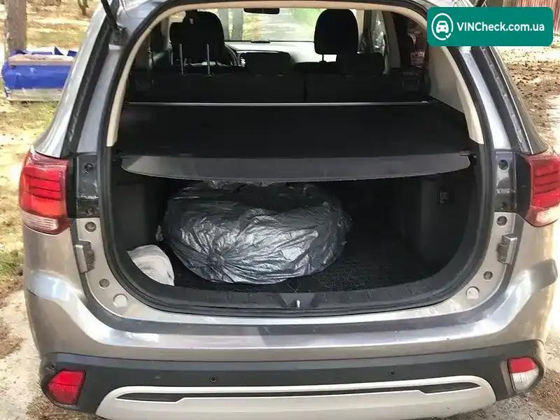 Mitsubishi Outlander 2018, фото з оголошення 2 з 6, VIN JMBXTGF2WKJ000150