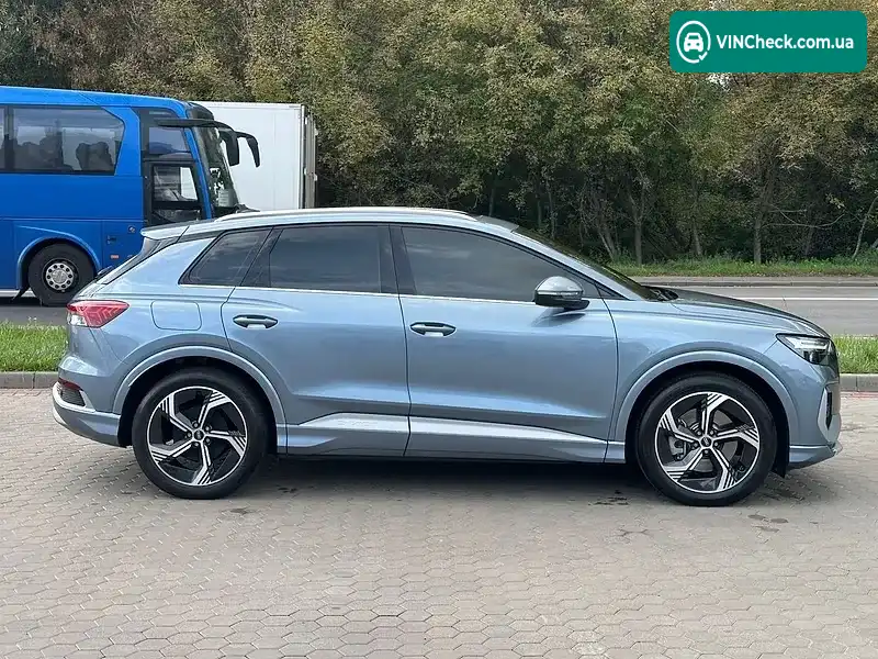 Audi Q4 e-tron 2023, фото з оголошення 2 з 20, VIN LFVVB9G38P5236020