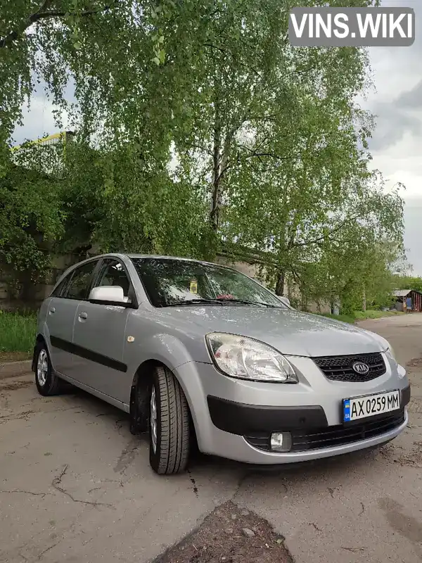 Kia Rio 2005, фото з оголошення 2 з 21, VIN KNEDE241266047888
