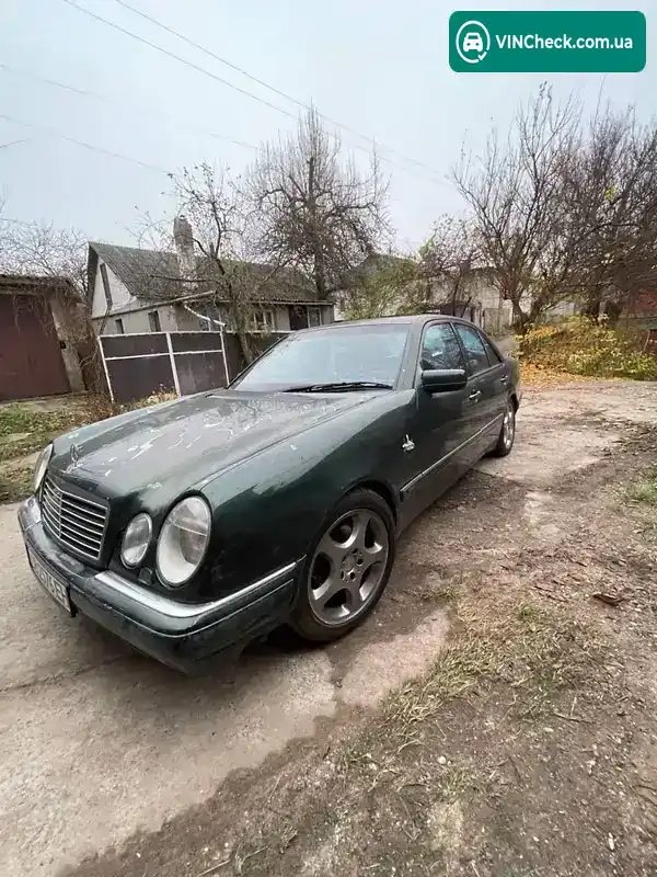 Mercedes-Benz E-Class 1997, фото з оголошення 2 з 10, VIN WDB2100651A538128