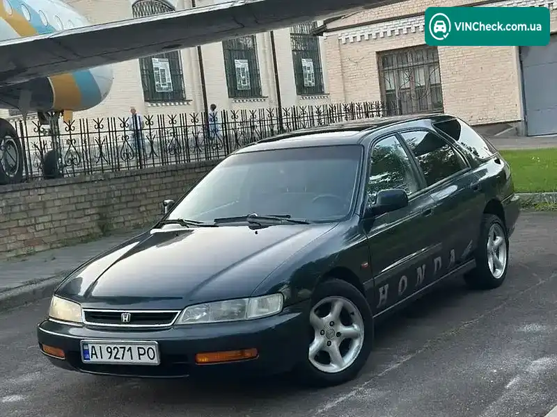 Honda Accord 1995, фото з оголошення 1 з 20, VIN 1HGCE18500A104398