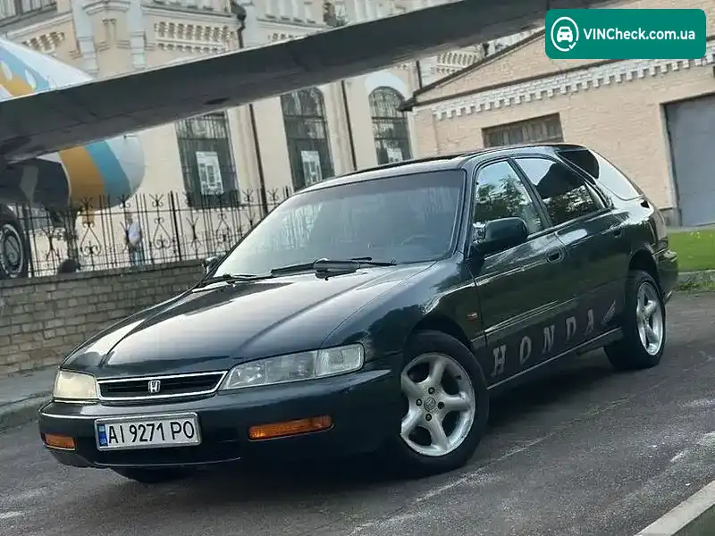 Honda Accord 1995, фото з оголошення 2 з 20, VIN 1HGCE18500A104398