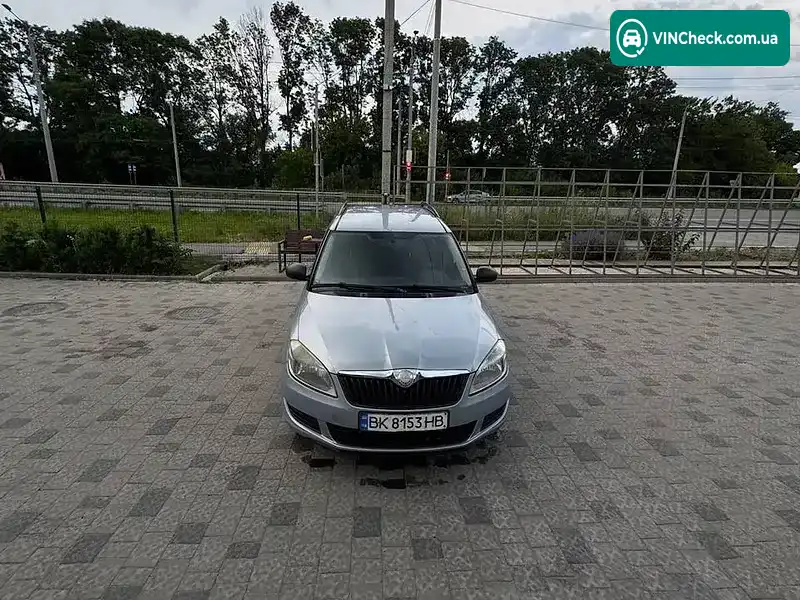 Skoda Roomster 2010, фото з оголошення 1 з 13, VIN TMBNH25JXB5006986